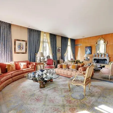 Luxurious Parisian Dream Flat W/ Eiffel Tower View * 파리